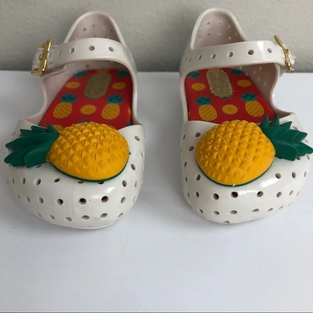 Mini Melissa Furadinha Pineapple Mary Jane Shoes